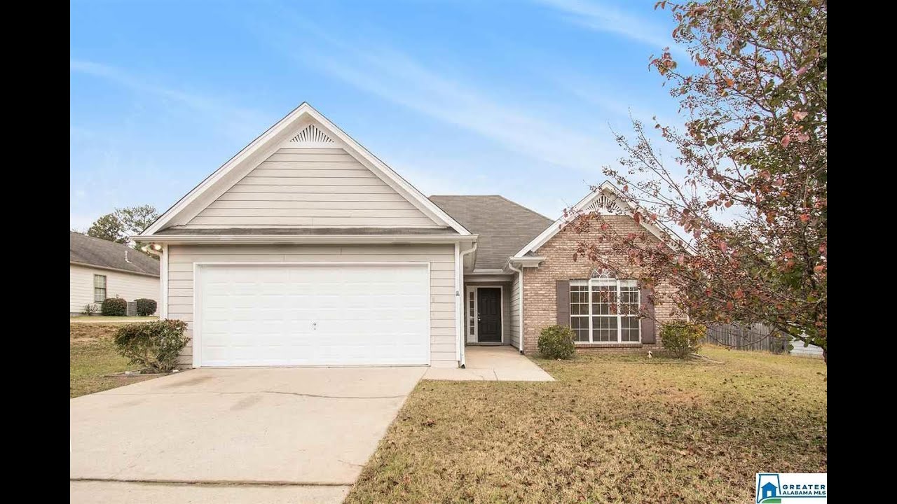 Homes for sale - 460 Camden Cove Cir, Calera, AL 35040
