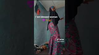 Download Lagu Baby camdown Beautiful african girl MP3