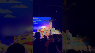 Het Slotapplaus Na Afloop Van De Premire Van Winnie De Poeh De Al