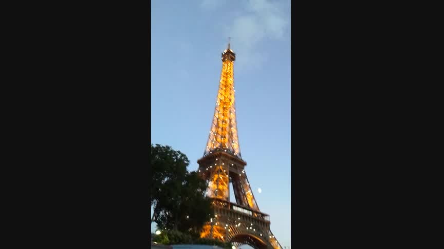 Turnul Eiffel Din Paris Franta Luminat Youtube