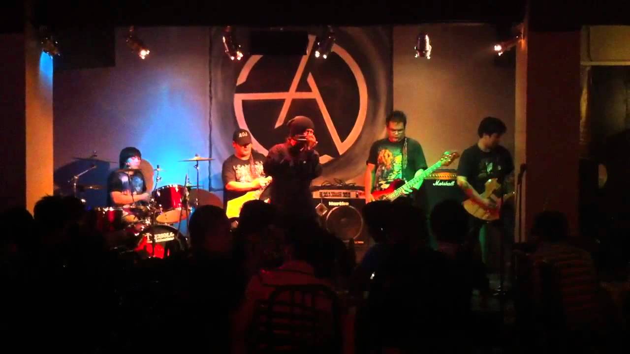 "Kumunoy" by MachineGunJoe @ Autonomy