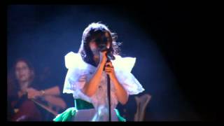 bjork  - all is full of love (live in Coachella) chords