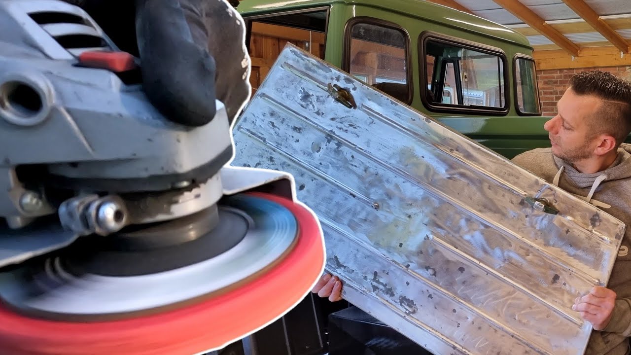 ACHTUNG großer  FEHLER beim schleifen |  Der Lack muss ab ! | Motorhaube UNIMOG 2010 - Steelstyler