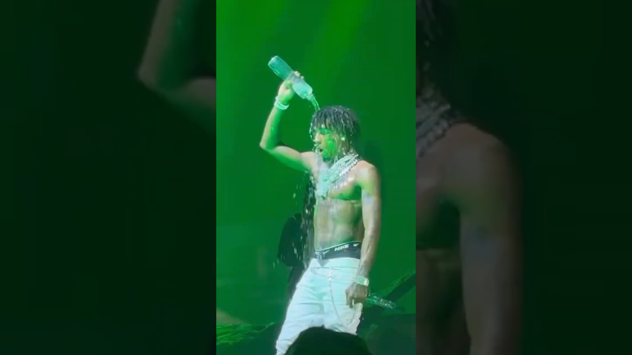 NBA YOUNGBOY POURS WATER ON HIMSELF DURING MASA TOUR 2025! adlı videoyu YouTube'da izle NBA YOUNGBOY POURS WATER ON HIMSELF DURING MASA TOUR 2025! adlı videoyu YouTube'da izle