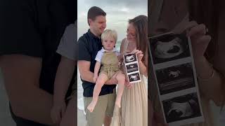 Beach pregnancy announcement 🤰🏻🌊💙
