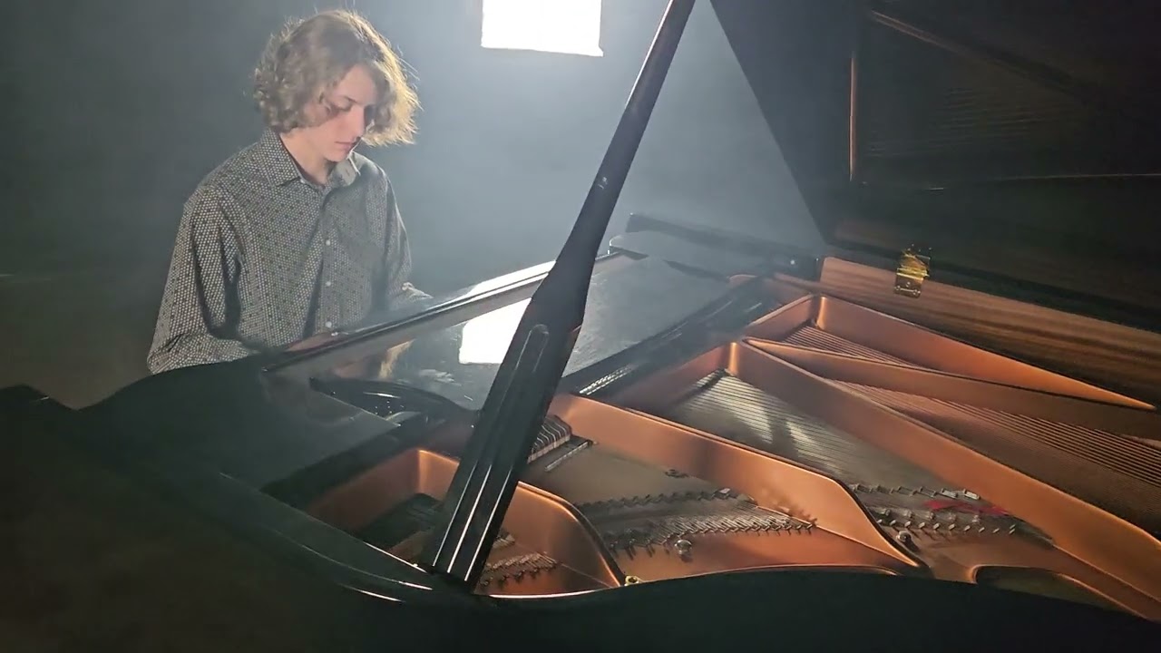 Mason Gonzalez playing Moonlight Sonata by Beethoven