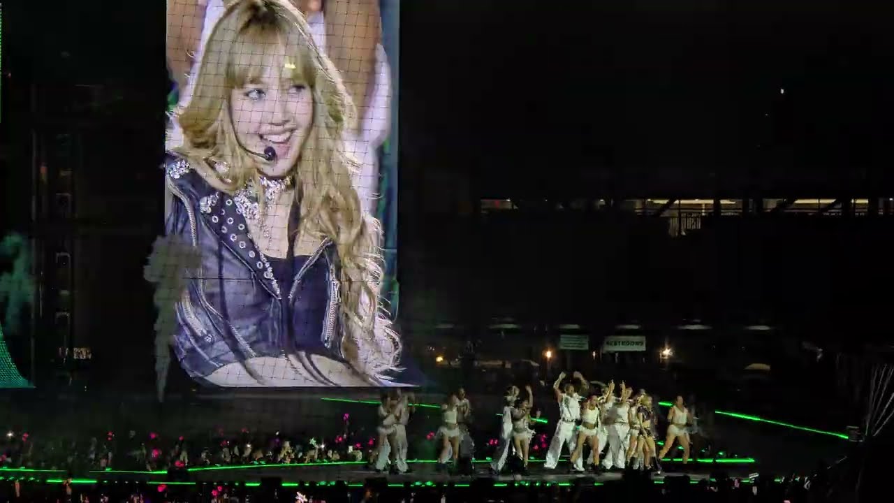 Lisa Solo FUTW Blackpink Deadline World Tour 2025 7/26 Day 1 Citi Field