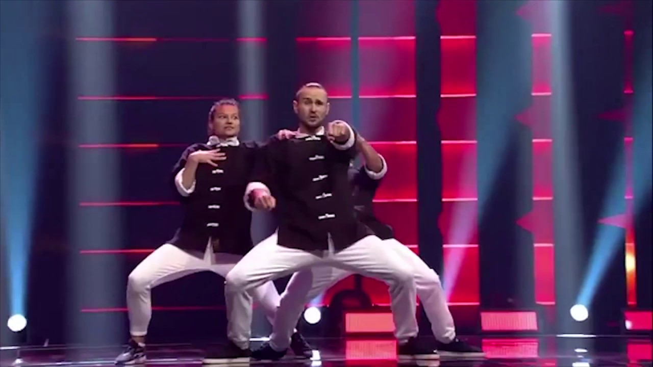 "1st Cut" Crew goes COUCH N' SOFA💃😍