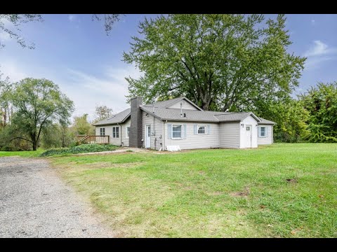 6443 E Empire Avenue, Benton Harbor, MI home video tour
