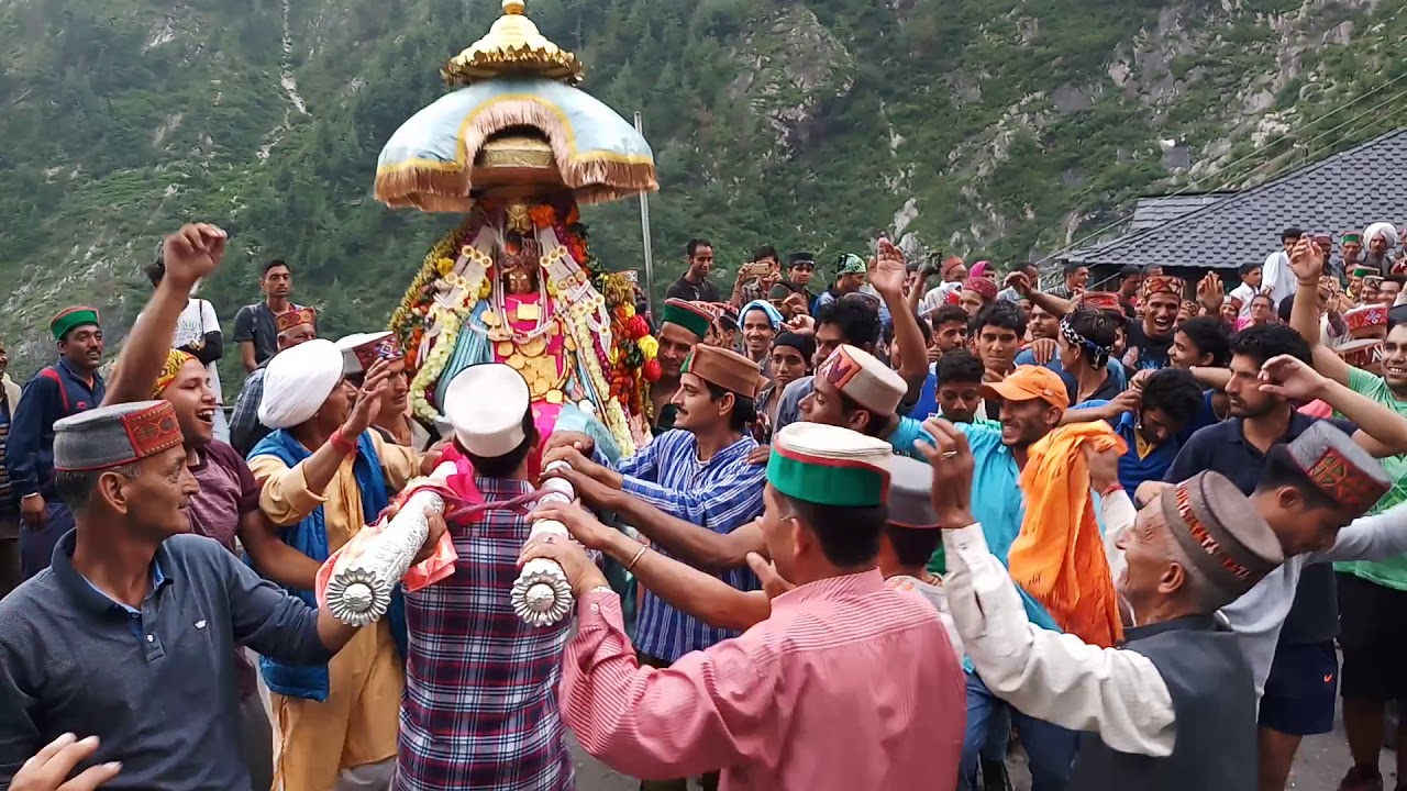 Shringa rishi g at rashol..... On the way to malana...world's oldest ...