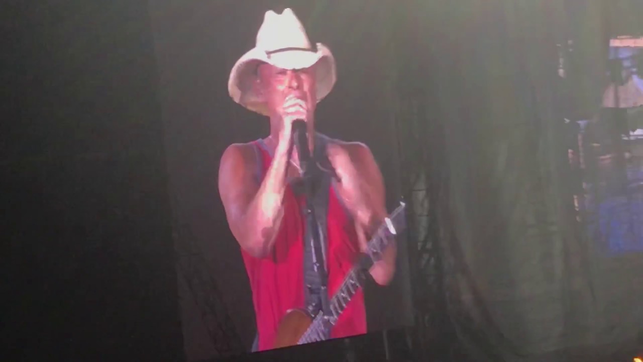 Kenny Chesney Beer in Mexico / KCDC (Foxboro 8/25/18) YouTube