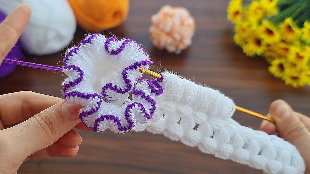 Wow! Beautiful eye-catching crochet facial washcloth, bath loofah / Sell and give as a gift.
