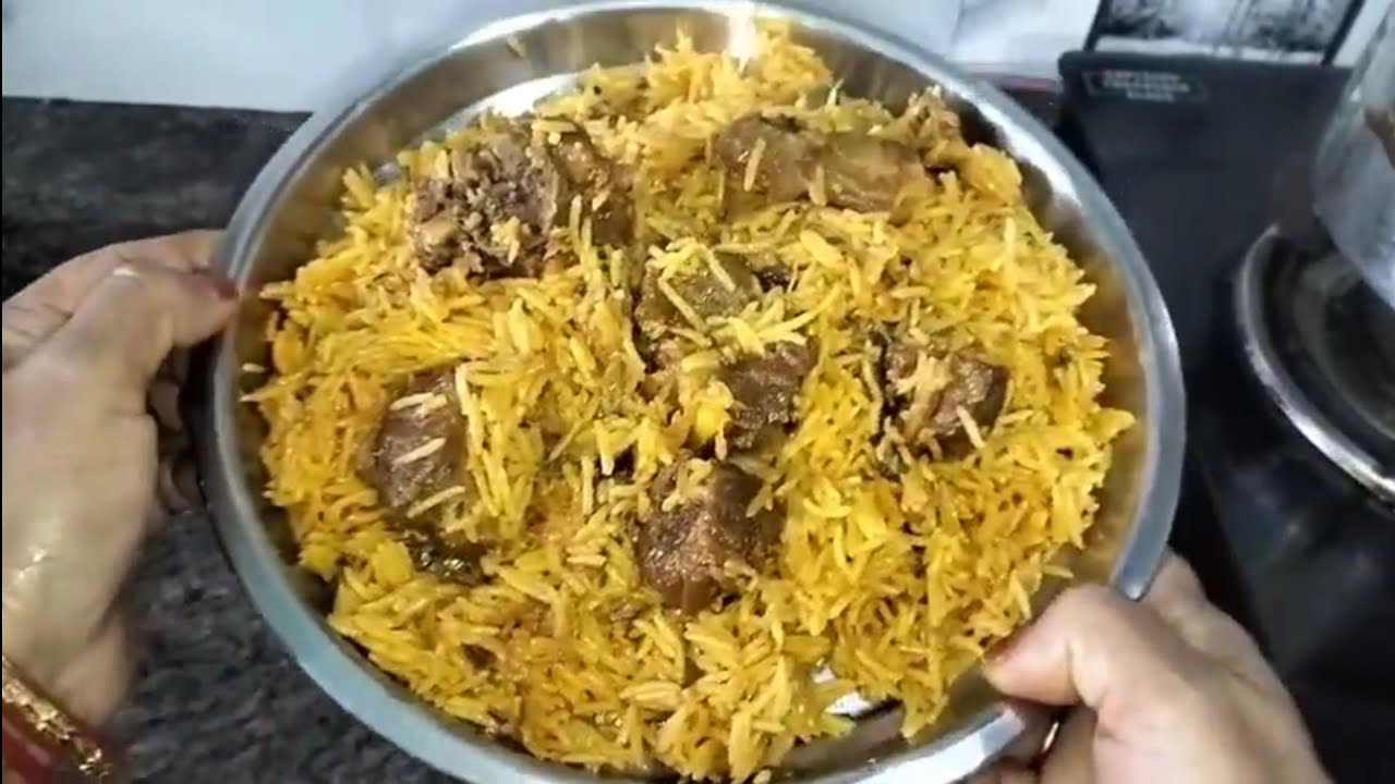 कुकर में बनाई हु मटन बिरयानी 😋