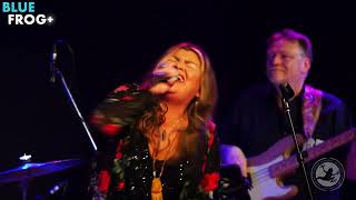 Crystal Shawanda LIVE at Blue Frog Studios!