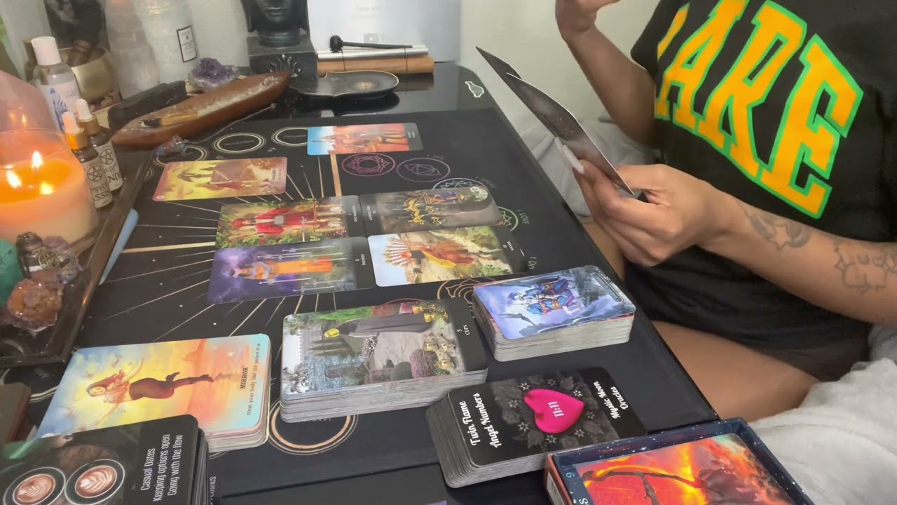 Divine feminine 💕 Be sure to NOT forget about yourself through all the madness!