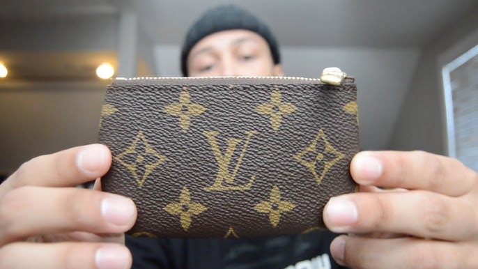 Review: Louis Vuitton Key Pouch  What It Looks Like + How to Open + What  Fits Inside 