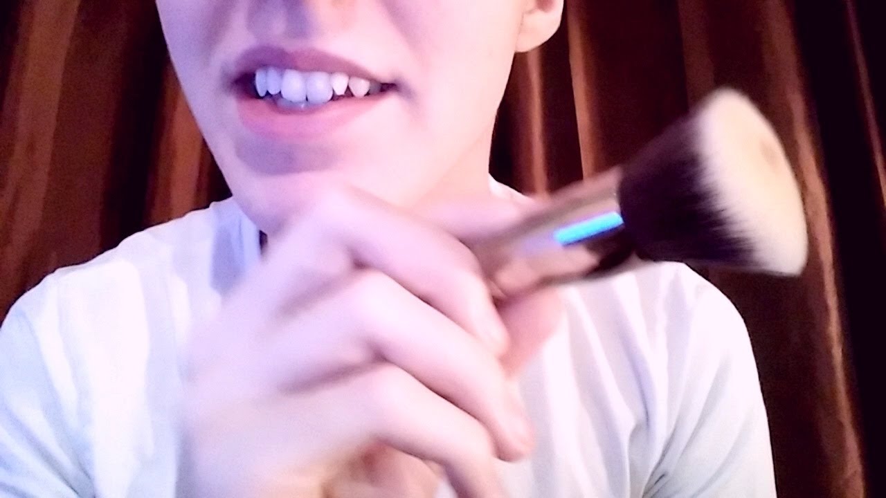 ASMR - Make Up Artist Roleplay (English)