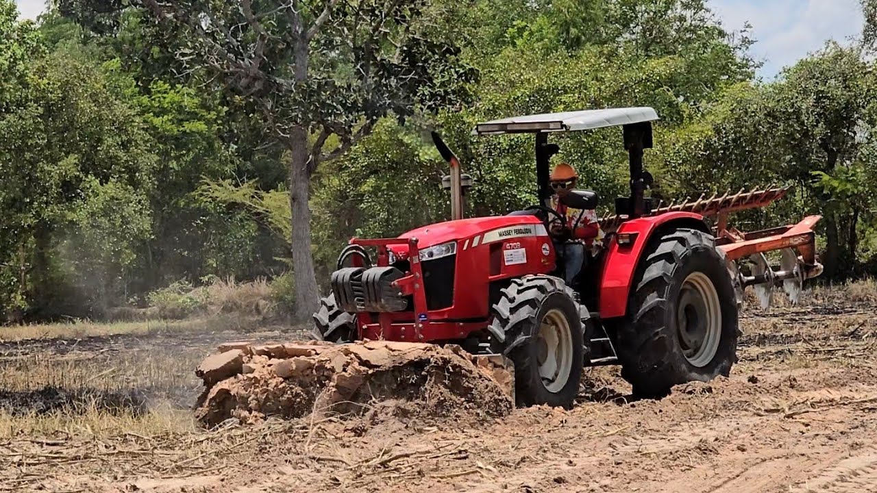 แมสซี่ย์ เฟอร์กูสัน 4708 85แรงม้าเทอร์โบอุ้มดินล้นๆใบมีด8ฟุต