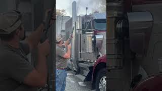 ➡️ Hall giving the Kenworth a well-deserved wash with Slick Products Off-Road Wash
