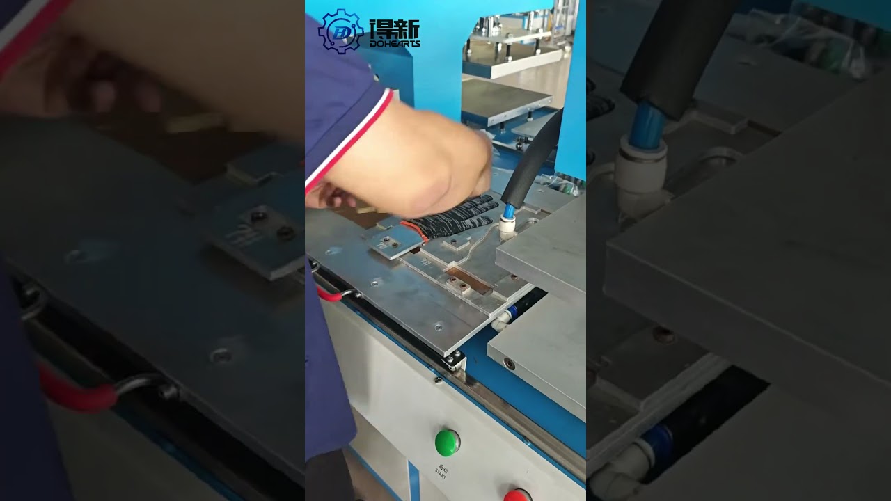Silicone impact glove molding machine,new technology TPR/PVC/silicone glove making machine
