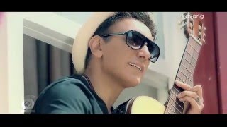 Video thumbnail of "Shadmehr Aghili   Hesse Khoobie Full HD Www Bir3Da Net"