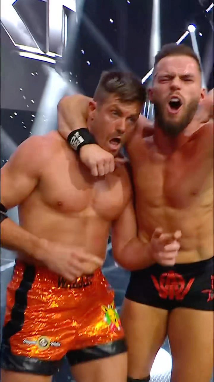 With a distraction from Eddy Thorpe, Grayson Waller and Austin Theory get the win! ? #WWENXT