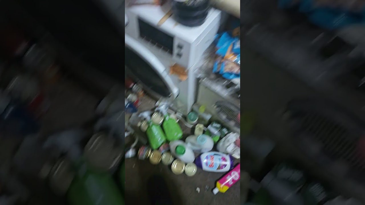 Кофе ☕️, пока готовится ужин (температура показывает, как быстро он остывает) 🥶