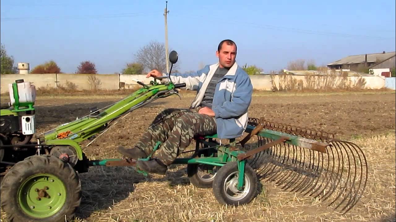 Сена мотоблок купил. Грабли на мотоблок ЗУБР. Грабли для сена. Грабли для сена на мотоблок. Адаптер для сенокоса.