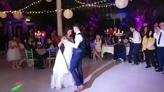 First dance to ‘From this moment’ by Shania Twain