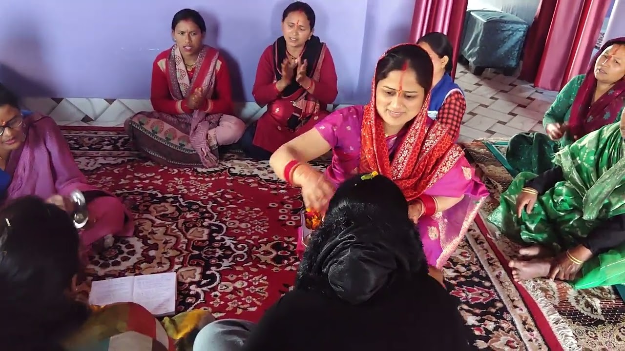 बधाई हो बधाई मे तो ढोलक चीमटा लाई 😍🙏