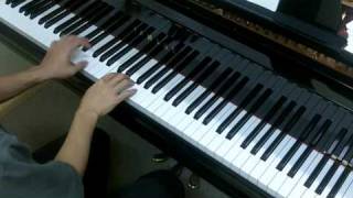 Alfred's Basic Piano Library Lesson Book Level 2 No.6 Alouette (P.6)