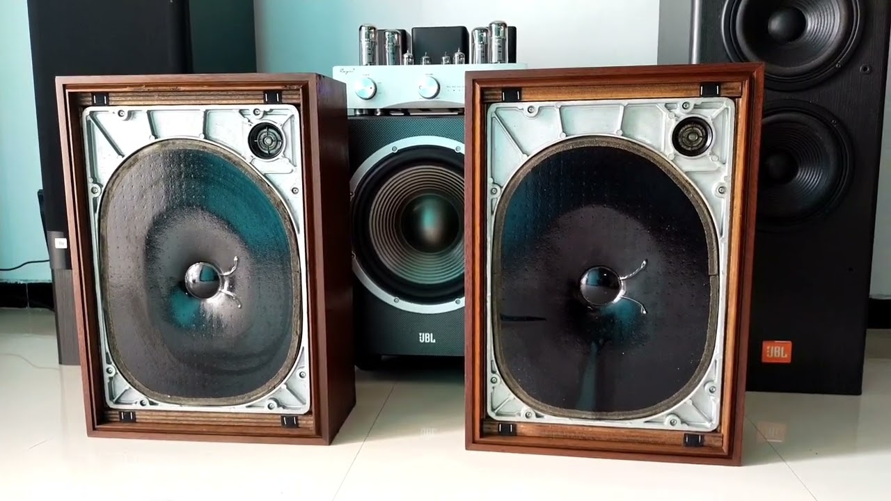 YAMAHA NS-230 ポンせんべい　スピーカー　ヤマハ　ナチュラルサウンド 名機】YAMAHA NS-230 ヤマハ ポンせんべい2WAYスピーカーシステム ペア