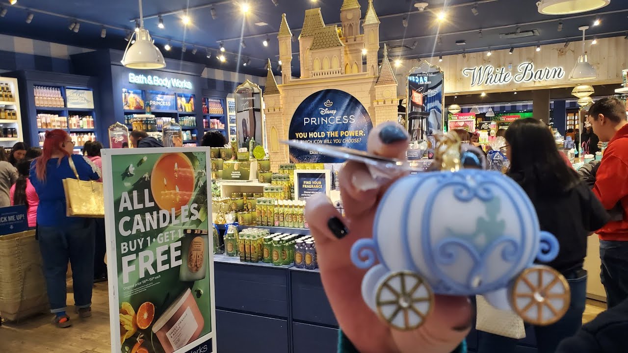 NEW Disney Princess Collection 2025 Shopping at Bath & Body Works Walkthrough Store Tour 4K