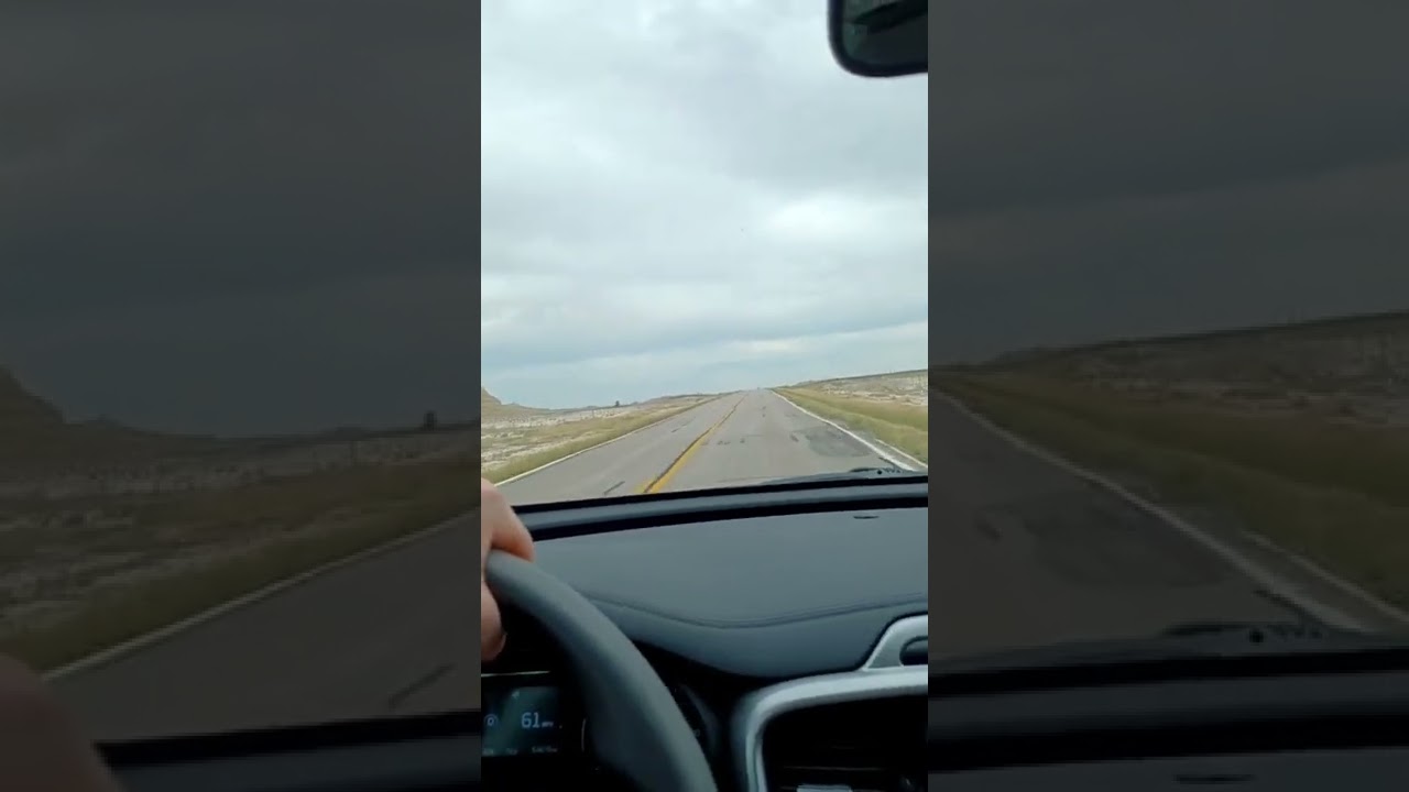 DRIVING THROUGH SCENIC, SOUTH DAKOTA & BADLANDS NATIONAL PARK