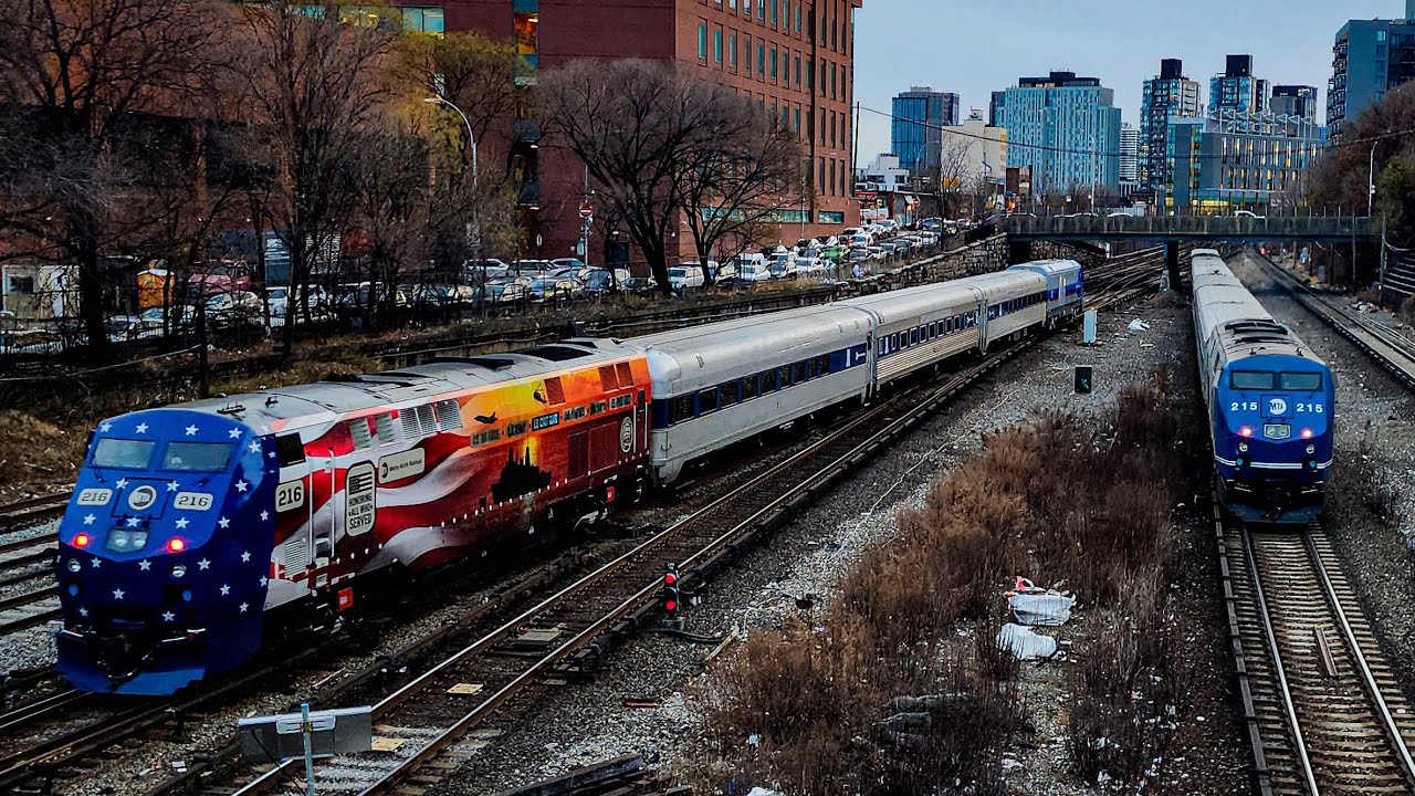 Metro North's Holiday Employee OCS + Lazer Train and Evening Rush Hour in Woodlawn!