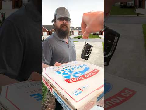 Я Отдал Доставщику Машину Чаевыми