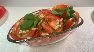 Italy on your plate: Tomato salad with basil. #445
