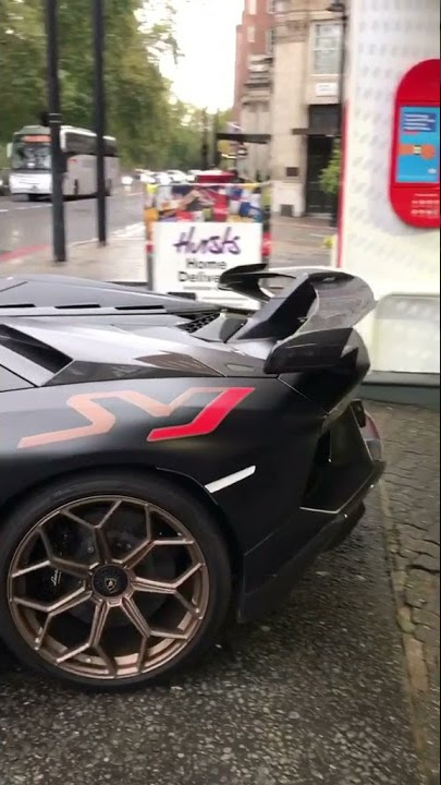 Lamborghini Aventador SVJ - Exhaust Sound