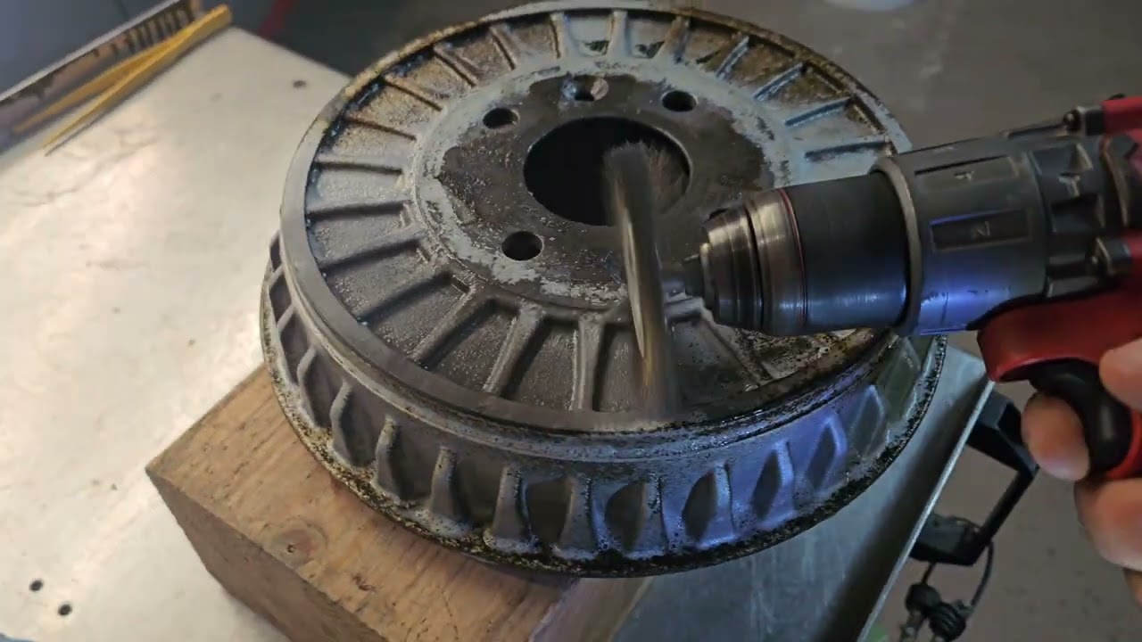 Rostige Smart Bremsstrommeln retten  Elektrolyse  Schleifen & Lackieren