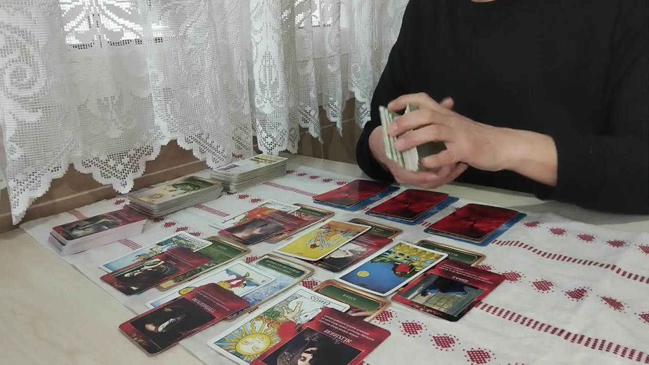 Aklındaki kişi ❤ Güncel enerjisi 🍀 #aklimdakikişi #tarot 