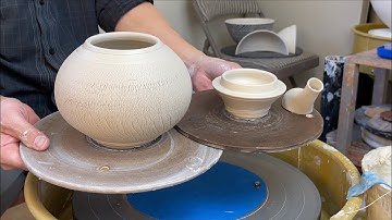 566. Throwing a Sodium Silicate Texture Teapot with Hsin-Chuen Lin 林新春 岩花瓷茶壺拉坯示範