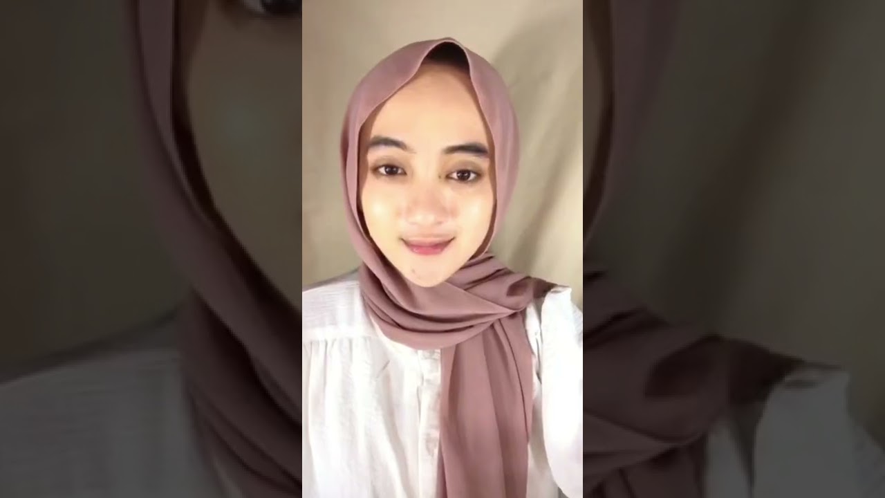 TUTORIAL MAKEUP KULIAH CUMA 4 PRODUK 