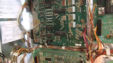 Bally Eight Ball Deluxe Pinball Machine: Boot Up Sequence