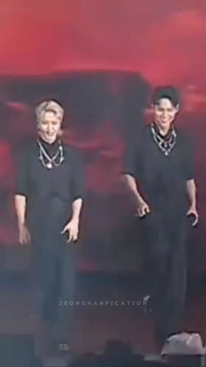 the way they're trying not to laugh #hoshi #mingyu #minghao #the8 #seventeen #svt #세븐틴 #carat