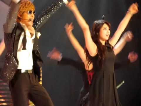 111129 Mama 2011 Kim Hyun Joong Lucky Guy With Miss A Suzy