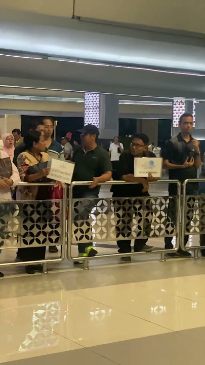 Terminal 3 Pintu Keluar 1 Area Penjemputan Bandara Soekarno Hatta Jakarta