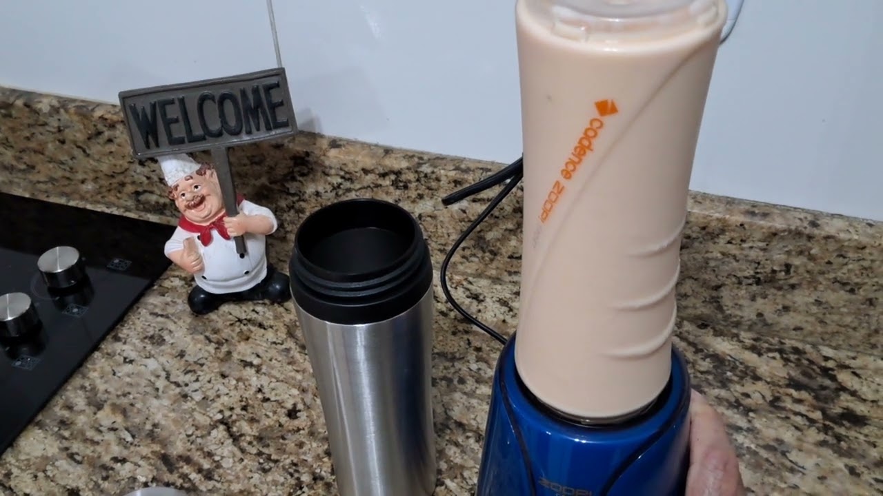 LÍQUIDIFICADOR CADENCE  PORTÁTIL 600W BLENDER ZOOP SPORT