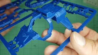 Warhammer 40k: Box Opening / Review Land Speeder.