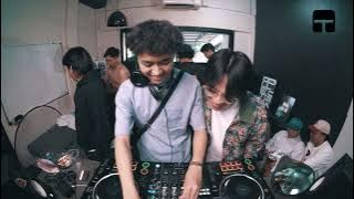 Studio Session #1: MORAFF