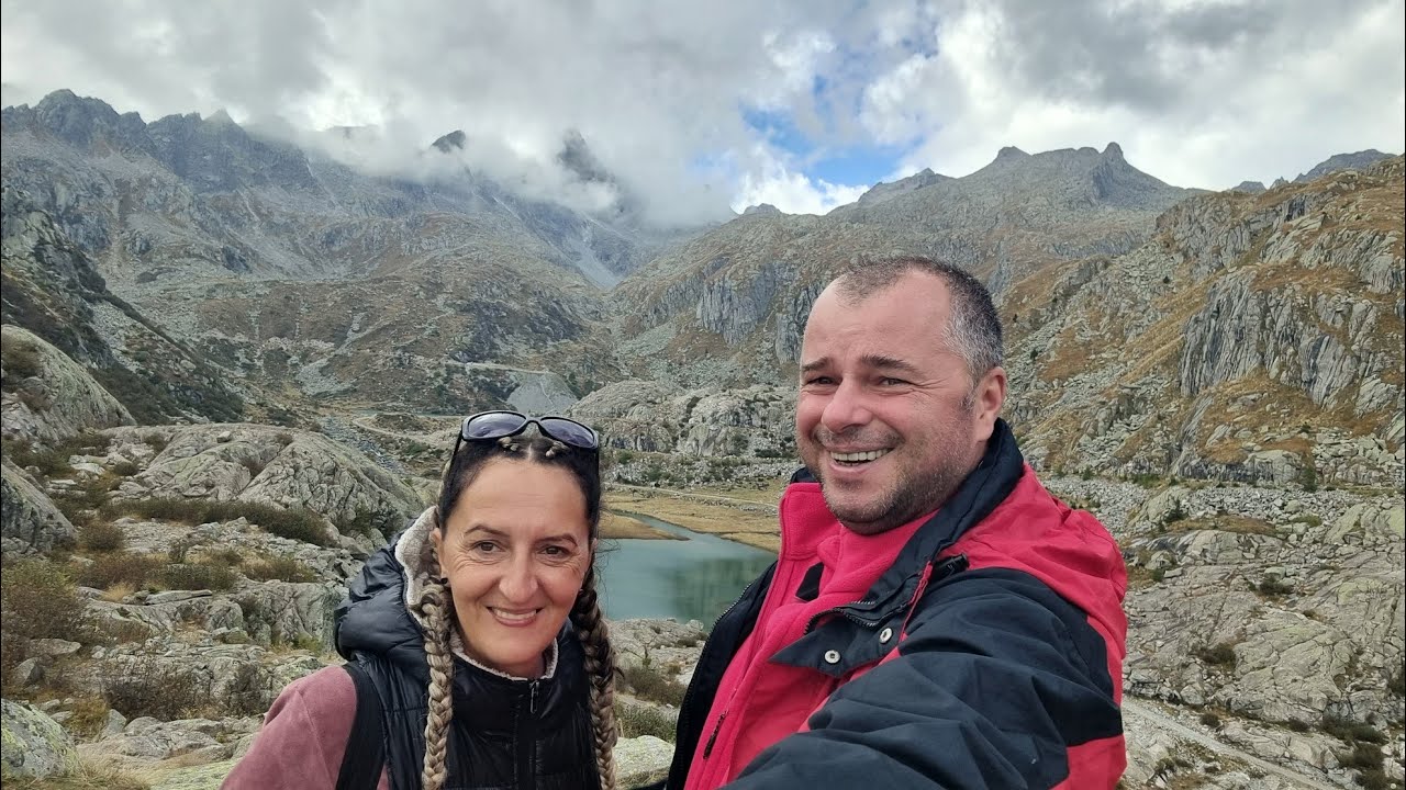 Am cules Funghi Porcini (Hribi) în Munții Dolomiți, Italia